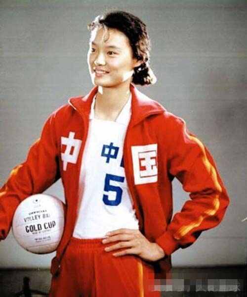 盤(pán)點(diǎn)中國女排史上十大美女球員 第一稱(chēng)霸排壇30年